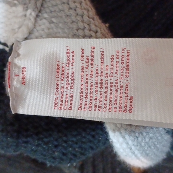 VINTAGE MEN'S SUPREME LACOSTE LIVE BLACK V-NECK SWEATER OLD SCHOOL WARM N COZY! - Picture 8 of 11